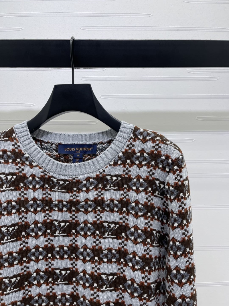 l0vis Vvtt0n sweaters